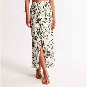 Abercrombie & Fitch Floral Maxi Skirt